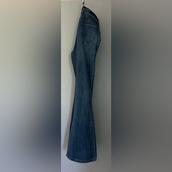 Rock&Roll High Rise Medium Wash Glitter Flare 25x34 - Picture 4 of 6